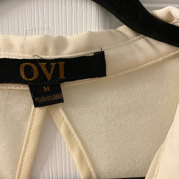 Lovely sheer blouse - Picture 2 of 2